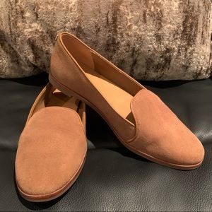 UGG Flats (7)